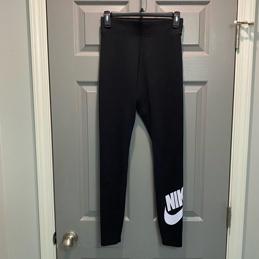 Nike Women’s Legging SZ S